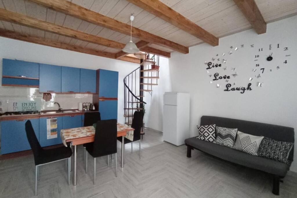 B&B La Piccola Maison プロアーゲ エクステリア 写真